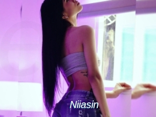 niiasin Ejaculations Féminines