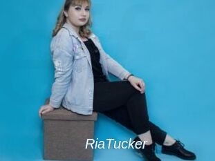 RiaTucker Ejaculations Féminines