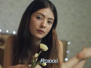 Roxxxi Ejaculations Féminines