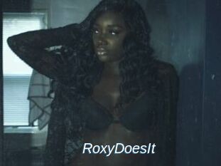RoxyDoesIt