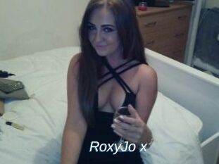 RoxyJo_x
