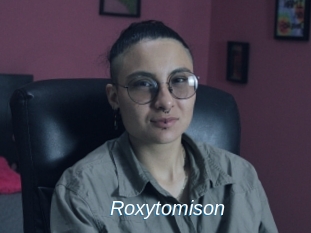Roxytomison