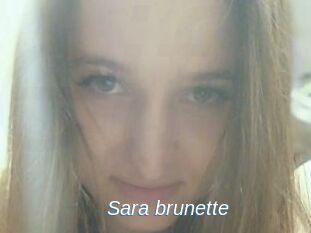 Sara_brunette