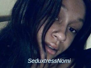 SeduxtressNomi Ejaculations Féminines