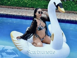 Scarbrunette