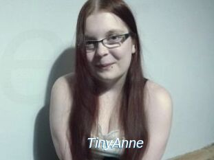 TinyAnne Ejaculations Féminines