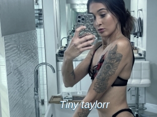 tiny_taylorr Ejaculations Féminines